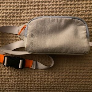 Lululemon belt bag